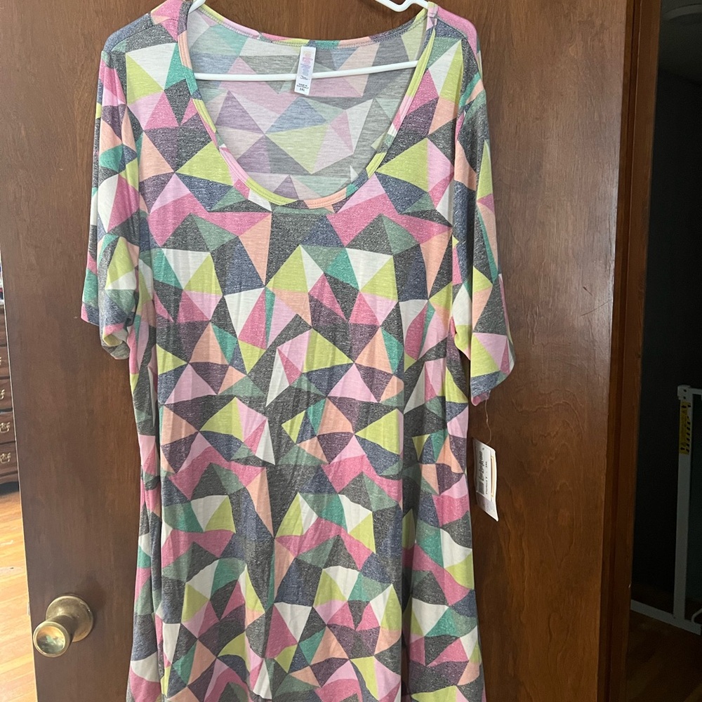 LuLaRoe Colorful Geometric Short Sleeve Top